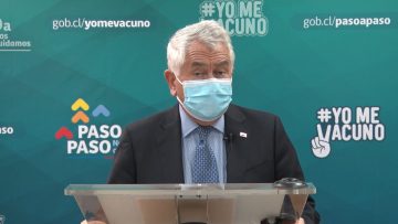 160221-06 ministro de Salud, Enrique Paris 03