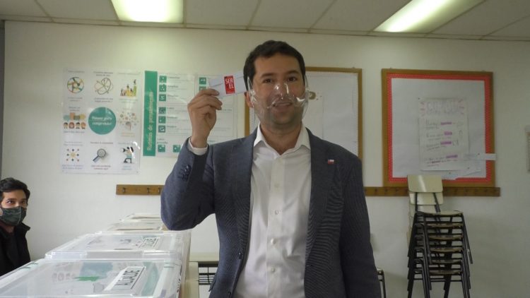 160521-18 ELECCIONES 2021 CRISTIAN ARAYA 01