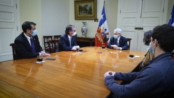 120821-06 APOYO REUNIÓN PRESIDENTE PIÑERA Y MINISTRO FIGUEROA 04