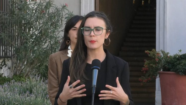 250422-06 VOCERIA MINISTRA VALLEJO Y SICHES 01