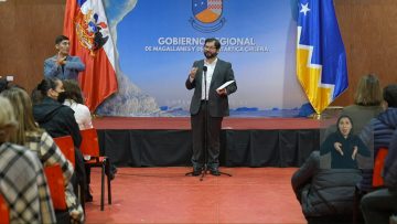 060522-05 PRESIDENTE BORIC PARTICIPA EN LA ENTREGA DEL FNDR A MÁS DE 200 BENEFICIARIAS 03