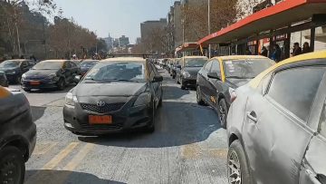 260722-05 APOYO PARO TAXISTAS EN ALAMEDA 03 (1)