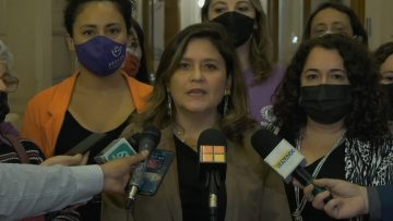 300922-17 PUNTO DE PRENSA ORGANIZACIONES FEMINISTAS EN EL CONGRESO 03