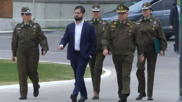 091122-01 PRESIDENTE GABRIEL BORIC ENTREGA VEHÍCULOS POLICIALES A CARABINERO 17