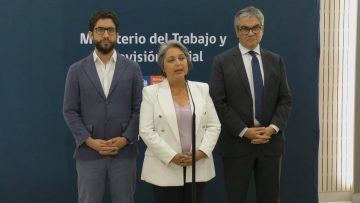 28032306 PUNTO DE PRENSA DE LA MINISTRA DEL TRABAJO Y MINISTRO DE HACIENDA TRAS REUNIÓN CON LA CUT 12