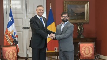 22042302 APOYOS DE REUNIÓN BILATERAL ENTRE CHILE Y RUMANIA (01)