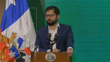 01052303 DISCURSO DEL PRESIDENTE BORIC EN LA ACHS (01)