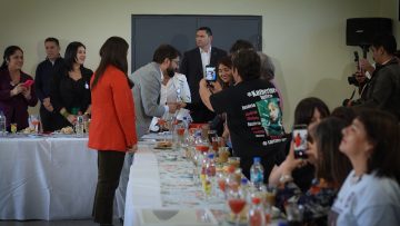 12052308 APOYOS DEL PRESIDENTE BORIC TRAS ENCUENTRO CON FAMILIARES DE VÍCTIMAS DE FEMICIDIO 03