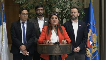 120723C02 DIPUTADA DELGADO POR AC CONTRA MINISTRO DE EDUCACIÓN 01