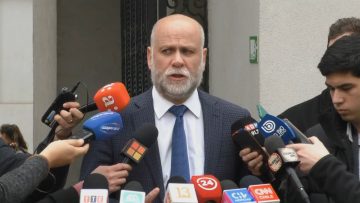 19072304 PUNTO DE PRENSA MINISTRO ELIZALDE 02 (1)