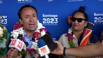 011023DEP04 DECLARACIONES DEL MINISTRO DEL DEPORTE TRAS LA LLEGADA DEL FUEGO PANAMERICANO A ISLA DE PASCUA 03