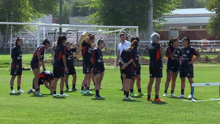 191023DEP02 IMÁGENES DE APOYO DE LA SELECCIÓN CHILENA FEMENINA PREVIO A SU DEBUT EN LOS PANAMERICANOS 03