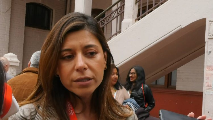 21102304 DECLARACIONES DANIELLA CICARDINI 02