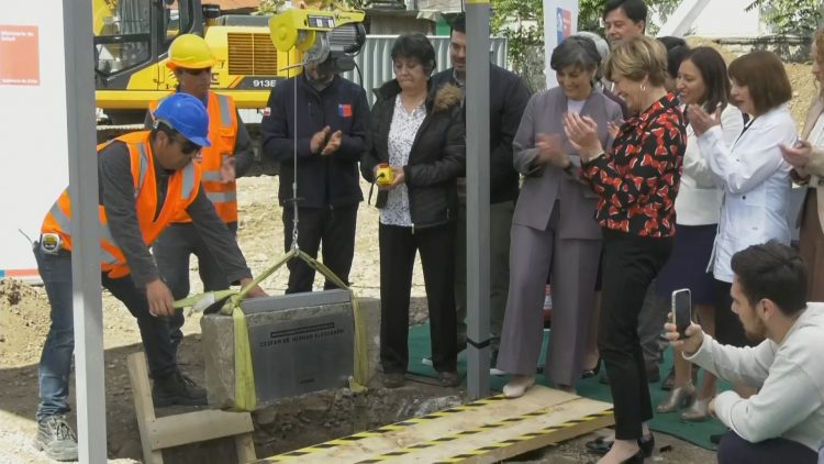 15112305 MINISTRA DE SALUD INSTALA LA PRIMERA PIEDRA DEL NUEVO CENTRO DE SALUD FAMILIAR DR. HERNÁN ALESSANDRI 21