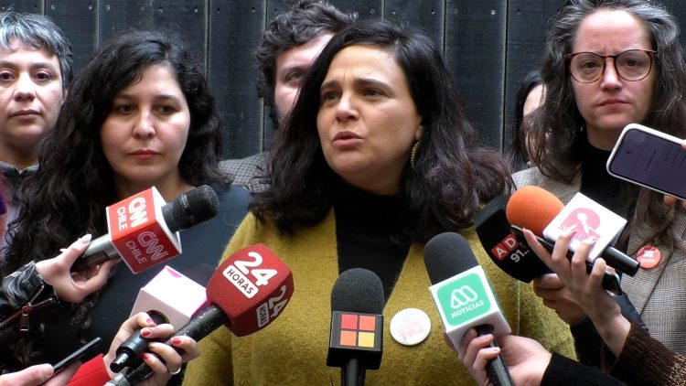 17112307 DECLARACIONES DEL COMANDO CHILE VOTA EN CONTRA 01