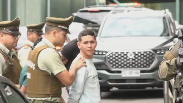 11042411 APOYO LLEGADA DETENIDOS TRAS CONSTATAR LESIONES 05