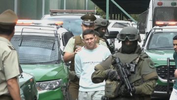 11042416 APOYO SALIDA DETENIDOS POR MUERTE DE CARABINERO 10