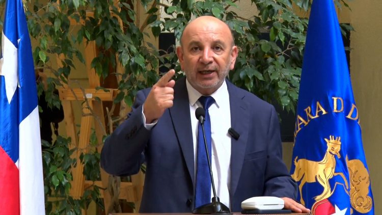 230424C12 DECLARACIONES SENADOR JUAN LUIS CASTRO
