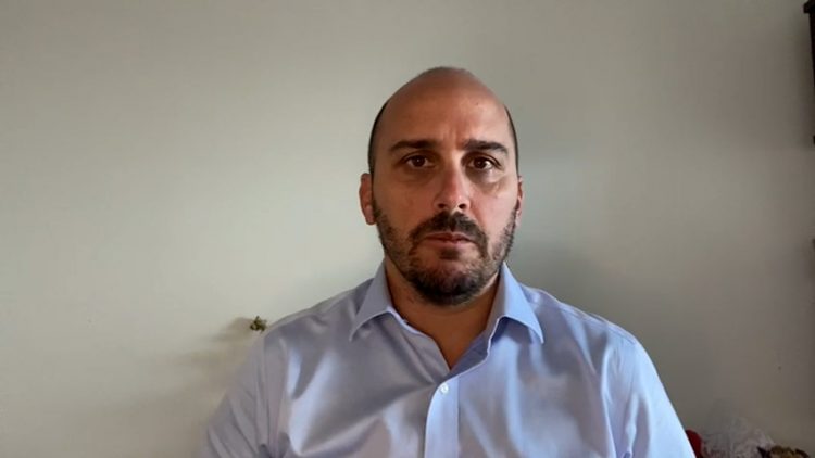 27042421 DECLARACIONES DIPUTADO ANDRÉS LONGTON POR ATENTADO A CARABINEROS 05