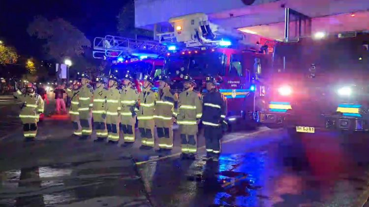 27042446 APOYO HOMENAJE BOMBEROS A CARABINEROS12