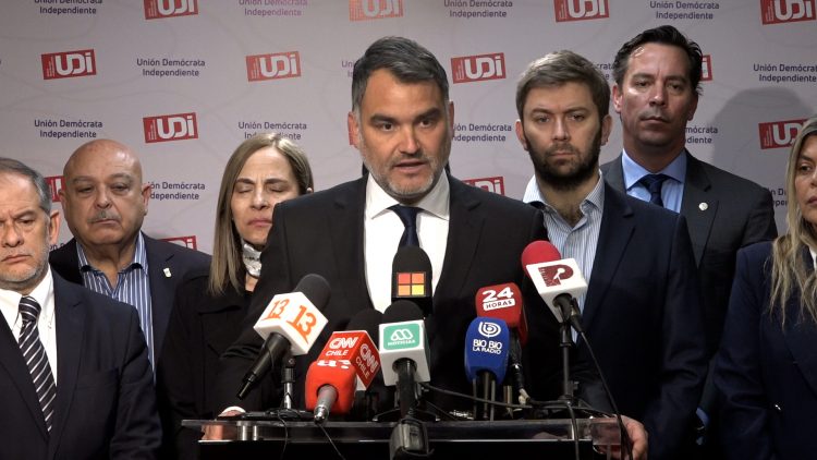 29042409 DIRECTIVA DE LA UDI SE REFIERE A TEMAS DE SEGURIDAD 1