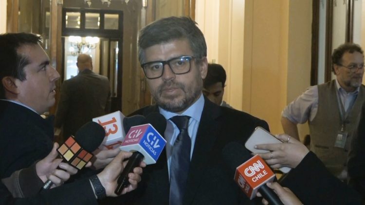 300424C04 REACCIONES TRAS COMISIÓN DE CONSTITUCIÓN Y SEGURIDAD 05