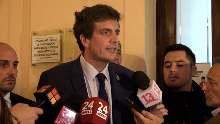 300424C06 REACCIONES TRAS COMISION DE SEGURIDAD 02