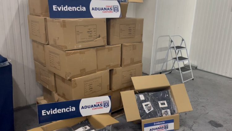 30052415 APOYO JEANS FALSIFICADOS CASO LA POLAR3