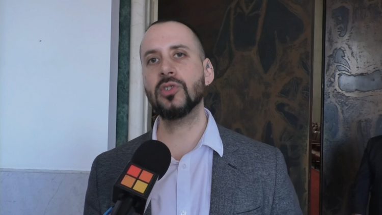 010624CP55 DECLARACIONES DIPUTADO ANDRÉS GIORDANO 05
