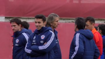 030624DEP01 ENTRENAMIENTO DE LA SELECCIÓN DE CHILE 3