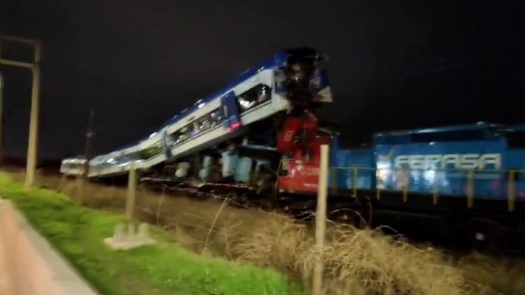 20062401 APOYO CHOQUE TRENES SAN BERNARDO 018