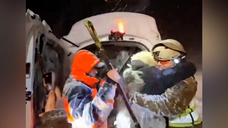 22062401 RESCATE DE PERSONA EN VALLE NEVADO 05