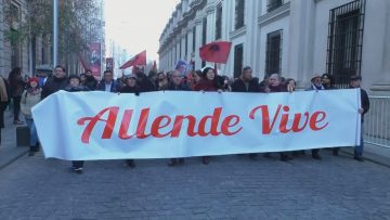 26062401 PARTIDO COMUNISTA RINDE HOMENAJE A SALVADOR ALLENDE 06