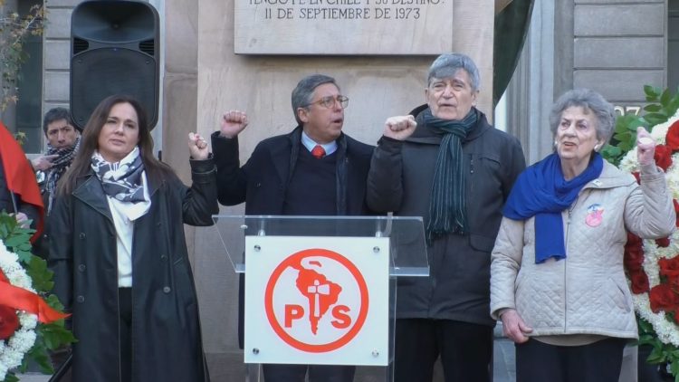 26062402 PARTIDO SOCIALISTA RINDE HOMENAJE A SALVADOR ALLENDE 02