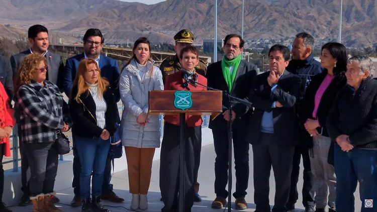 27062409 DECLARACIONES MINISTRA TOHÁ TRAS VISITAR OBRAS DE LA SUBCOMISARÍA PEDRO LEÓN GALLO DE COPIAPÓ 1