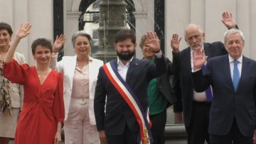 18092401 APOYO FOTO PRESIDENTE Y MINISTROS EN LA MONEDA 01