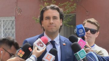 13102405 VLADO MIROSEVIC (PL) SE REFIRIÓ A DIVERSOS TEMAS DE CONTINGENCIA 02