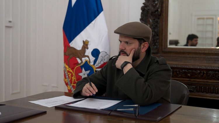 25102408 PRESIDENTE BORIC Y DELEGADO DE MAGALLANES 01