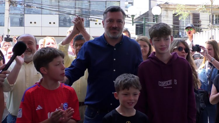 26102435 VOTACION SEBASTIÁN SICHEL 05
