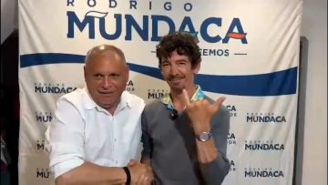 09112404 EX CANDIDATO RIOS APOYA A RODRIGO MUNDACA 01