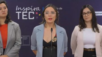 15112406 PUNTO DE PRENSA MINISTRA CAMILA VALLEJO 08 (1)