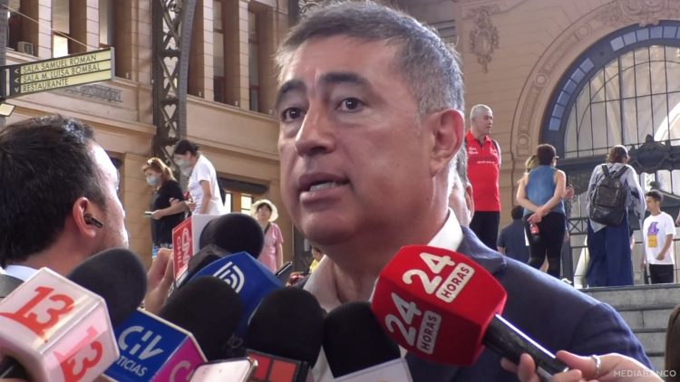 24112420 VOTACION MARIO DESBORDES 06