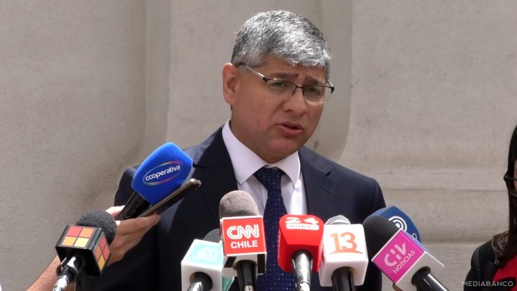 18122402 DECLARACIONES LEONARDO CUBILLOS EN LA MONEDA 05