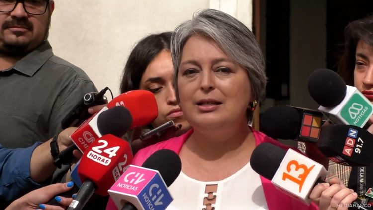 23122402 DECLARACIONES MINISTRA JEANNETTE JARA 01
