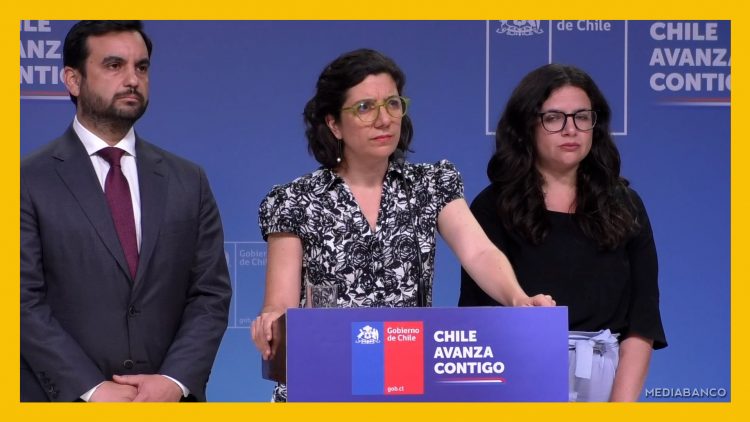 24122410 VOCERÍA DE MINISTROS EN LA MONEDA 18