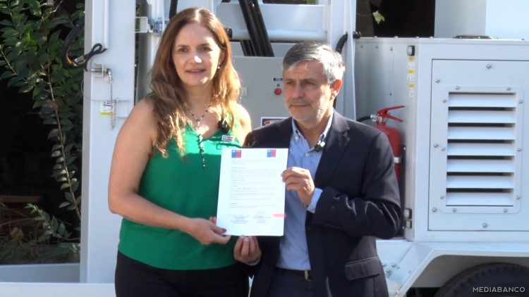 13022502 ENTREGA DE CARROS MOVILES CON CONECTIVIDAD DIGITAL 18