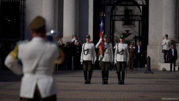 16022501 APOYO LA MONEDA 01