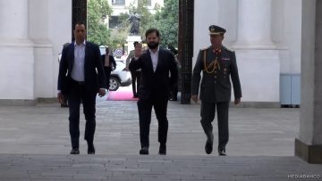 03032501 HONORES A PRESIDENTE BORIC EN LA MONEDA 09