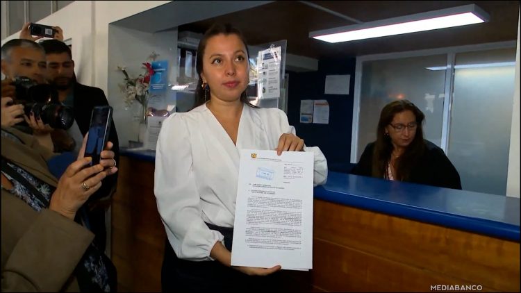 12032514 QUERELLA CONTRA ALCALDE CHARP 01
