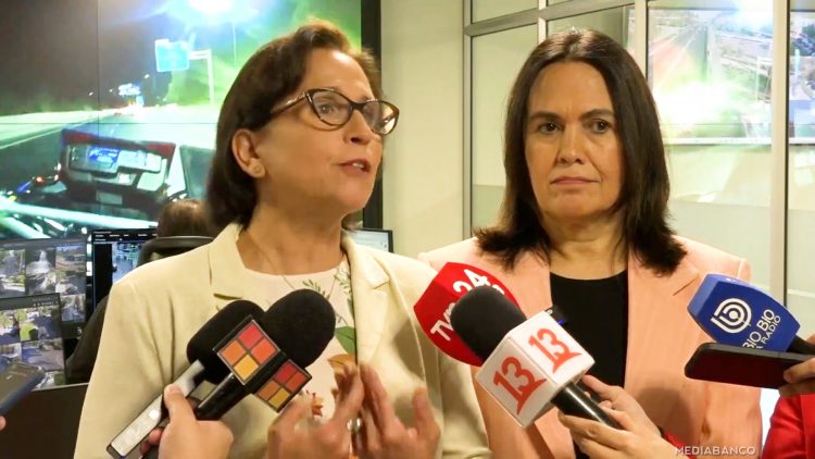 13032501 REUNIÓN SUBSECRETARIA PREVENCION DEL DELITO Y ALCALDESA DE VITACURA 14